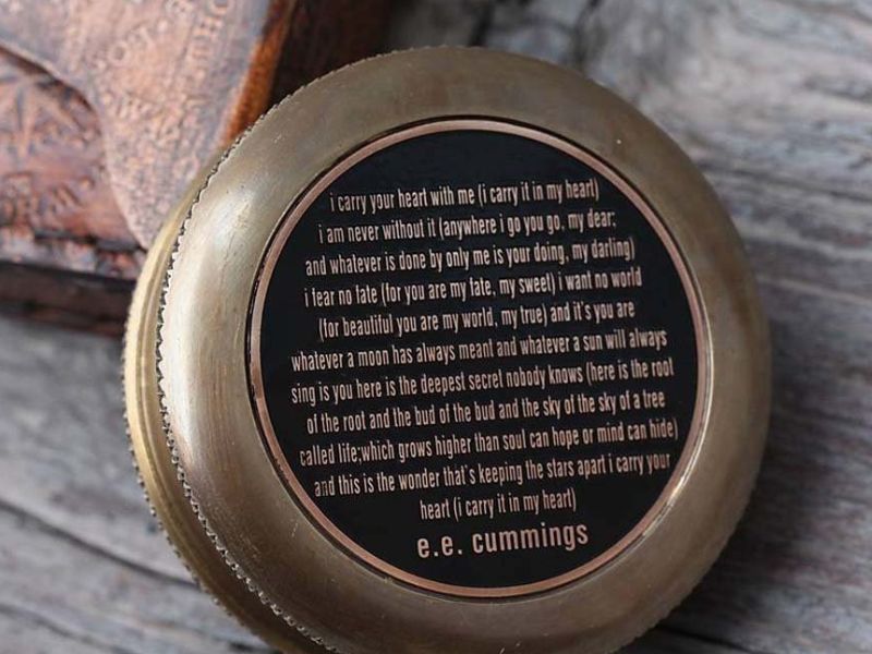 I Carry Your Heart with Me by E.E. Cummings – Solid Brass Engraved Compass with Leather Case, Romantic Gift for Anniversary, Wedding, Valentine’s Day