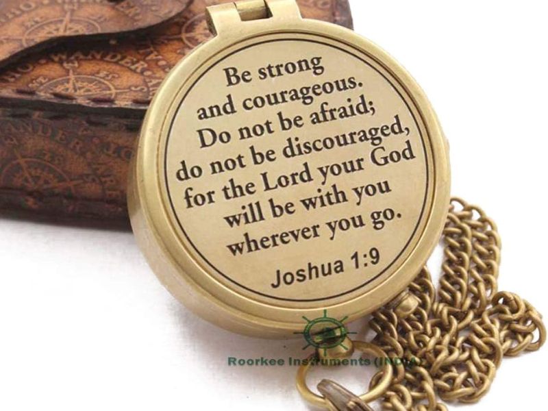 Be Strong and Courageous Brass Compass – Joshua 1:9 Scripture Engraved – Solid Brass Pocket Compass with Leather Case – Christian Gift for Men, Son, Husband, Graduation, Baptism, Confirmation, Travel