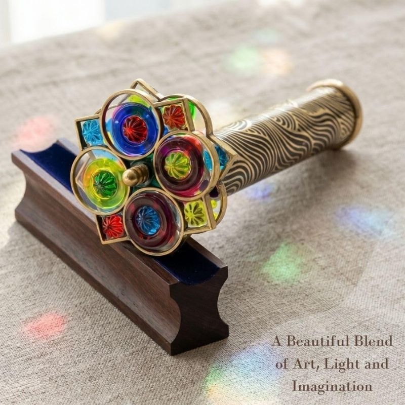 Brass Swirl Tunnelscope Kaleidoscope with Protective Lacquer Coating, Rotating Colourful Resin Wheel and Solid Wooden Display Stand, Vintage Decorative Optical Gift