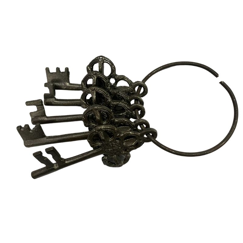  HANDMADE IRON VINTAGE KEY (DESIGN)