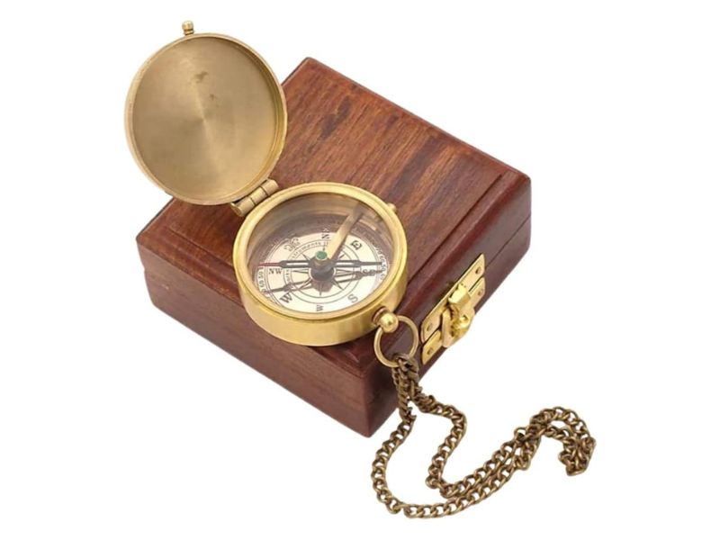 For I Know the Plans I Have for You” Jeremiah 29:11 | Solid Brass Engraved Compass with Wooden Box | Baptism, First Communion & Confirmation Gift for Boys, Girls & Men | Inspirational Christian Compass Gift