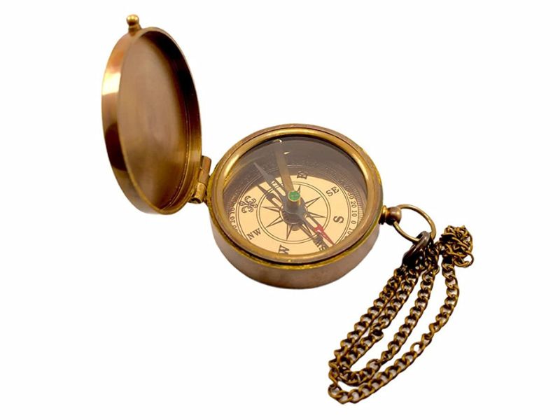 Antique Brass Compass with Wooden Box – “Not All Those Who Wander Are Lost” Engraved by J.R.R. Tolkien | Vintage Nautical Pocket Compass with Chain | Inspirational Gift for Men, Women, Travelers