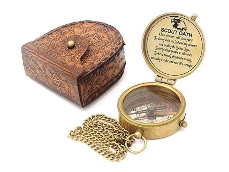 Engraved Brass Compass with Leather Case & Chain – Inspirational Quote “Integrity • Compassion • Responsibility • Forgiveness” – Vintage Nautical Gift for Graduation, Men, Son, Husband, Traveler