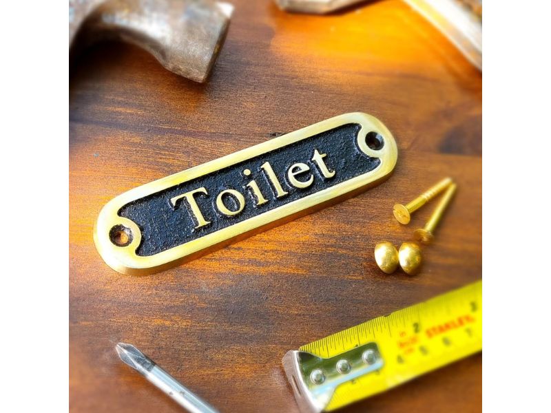 Toilet Brass Bathroom Door Sign – Traditional Style Solid Brass Plaque | Handmade Vintage Home Décor Wall Sign | Polished Gold & Black Finish | Classic Toilet Door Plate with Mounting Screws