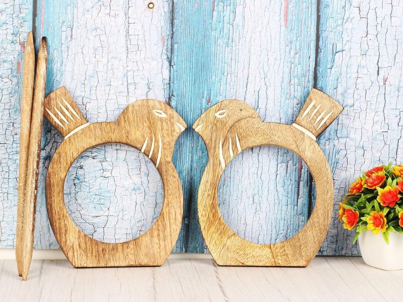 Handmade Wooden Bird Napkin Rings Set of 2 | Rustic Farmhouse Table Décor | Natural Mango Wood Bird-Shaped Napkin Holders for Dining, Wedding, or Holiday Table Settings
