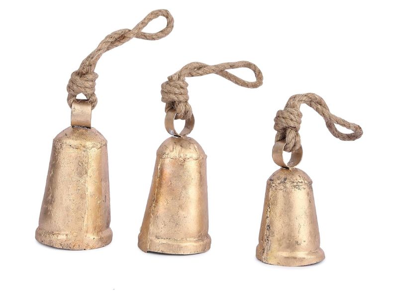Handmade Set of 3 Vintage Brass Cone Cow Bells with Rope – Rustic Wind Chime & Door Chime, Nautical Theme Home Décor Bell for Garden, Patio, Wedding, Festival & Outdoor Decoration