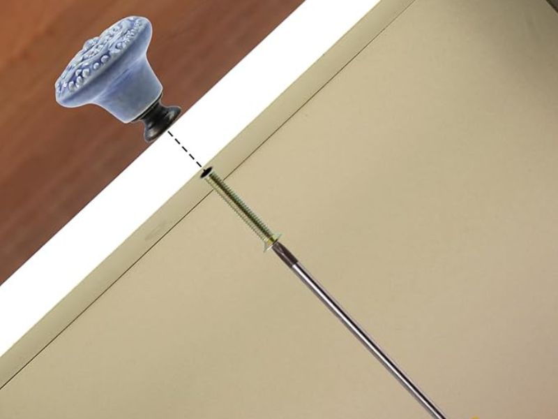 Set of 4 Blue Ceramic Cabinet Knobs – Vintage Round Drawer Pulls with Screws, Handmade Decorative Handles for Kitchen Cabinets, Cupboards, Dressers & Closets – Boho Home Décor