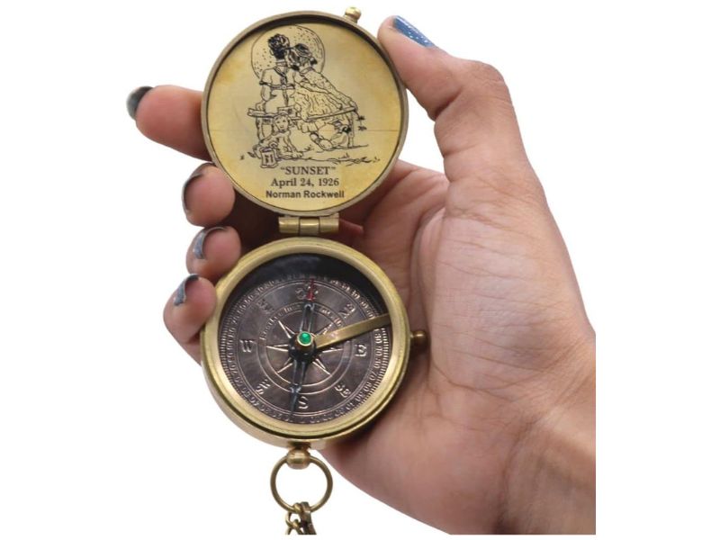 Grow Old Along With Me Brass Compass – Norman Rockwell “Sunset” Design – Romantic Vintage Compass with Chain & Wooden Box – Anniversary, Wedding, or Valentine’s Gift for Husband, Wife, Couples