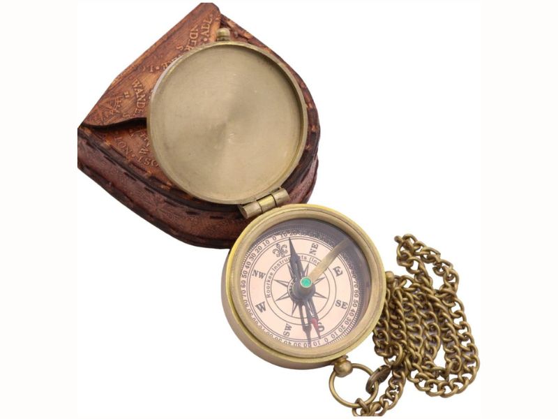 Engraved Brass Compass with Quote – “A Father is Neither an Anchor…” – Handmade Vintage Compass with Chain & Leather Case – Perfect Gift for Dad, Father’s Day, Birthday, or Retirement