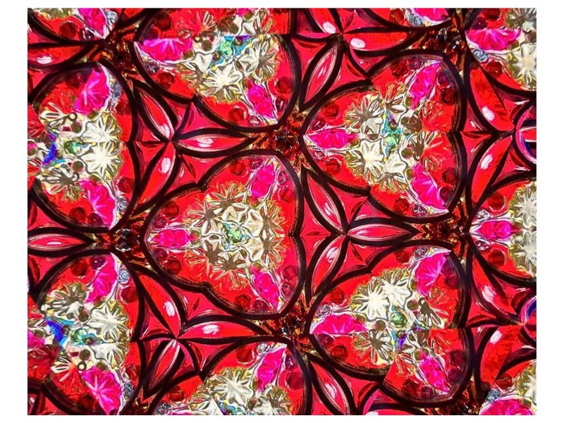 Handcrafted Brass Kaleidoscope with Floral Etched Tube, Two Interchangeable Turning Wheels, Wooden Display Stand – Optical Toy & Decorative Gift for Kids, Adults & Collectors