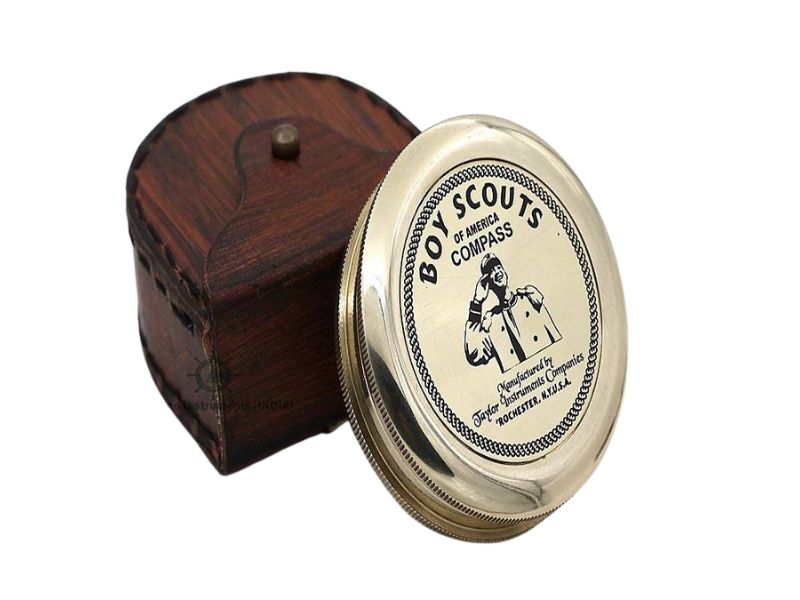 Boy Scouts of America Brass Compass with Leather Case – Vintage Scouting Collectible Gift, Antique Pocket Compass for Camping, Hiking, Outdoor Adventure, Scout Memorabilia, Navigation Gift