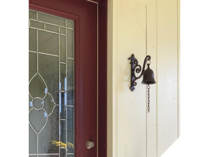 Vintage Cast Iron Dinner Bell – Rustic Entry Door Bell for Outdoor & Indoor Use, Wall Mounted Antique Farm Bell for Front Gate, Porch, Garden & Home Décor