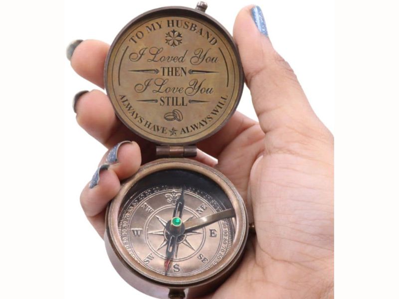 To My Husband I Love You Engraved Brass Compass with Wooden Box | Romantic Anniversary Gift for Him | Vintage Keepsake Gift for Men | 5th 25th 50th Wedding Day Love Gift | Unique Husband Gift