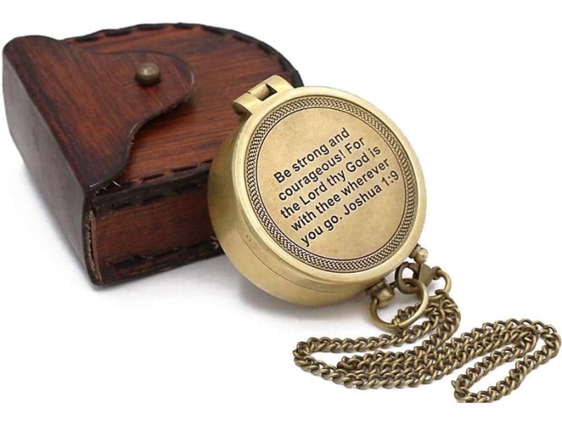 Be Strong and Courageous Brass Compass – Joshua 1:9 Bible Verse Engraved Compass with Leather Case | Christian Gifts for Men, Boys, Baptism, Confirmation, Graduation, Religious Gift