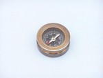 Antique Brass Nautical Marine Compass Paperweight – Vintage Desk Décor, Office Gift, Maritime Theme, Decorative Navigation Instrument for Sailors, Collectors, and Sea Lovers